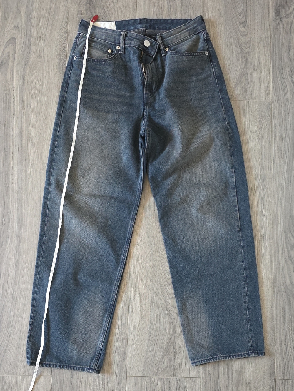 H&M Loose Fit Dark Blue Jeans.